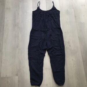 XIRENA GAUZE LIGHT WEIGHT JUMPSUIT BLUE JOGGER CASUAL BEACH RESORT WOMENS M